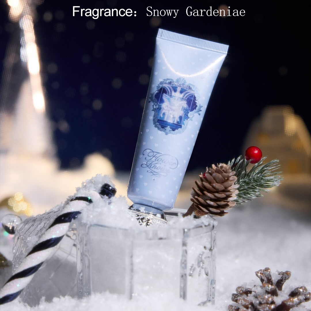 Flower Knows Christmas Limited - Strawberry Huller review and price